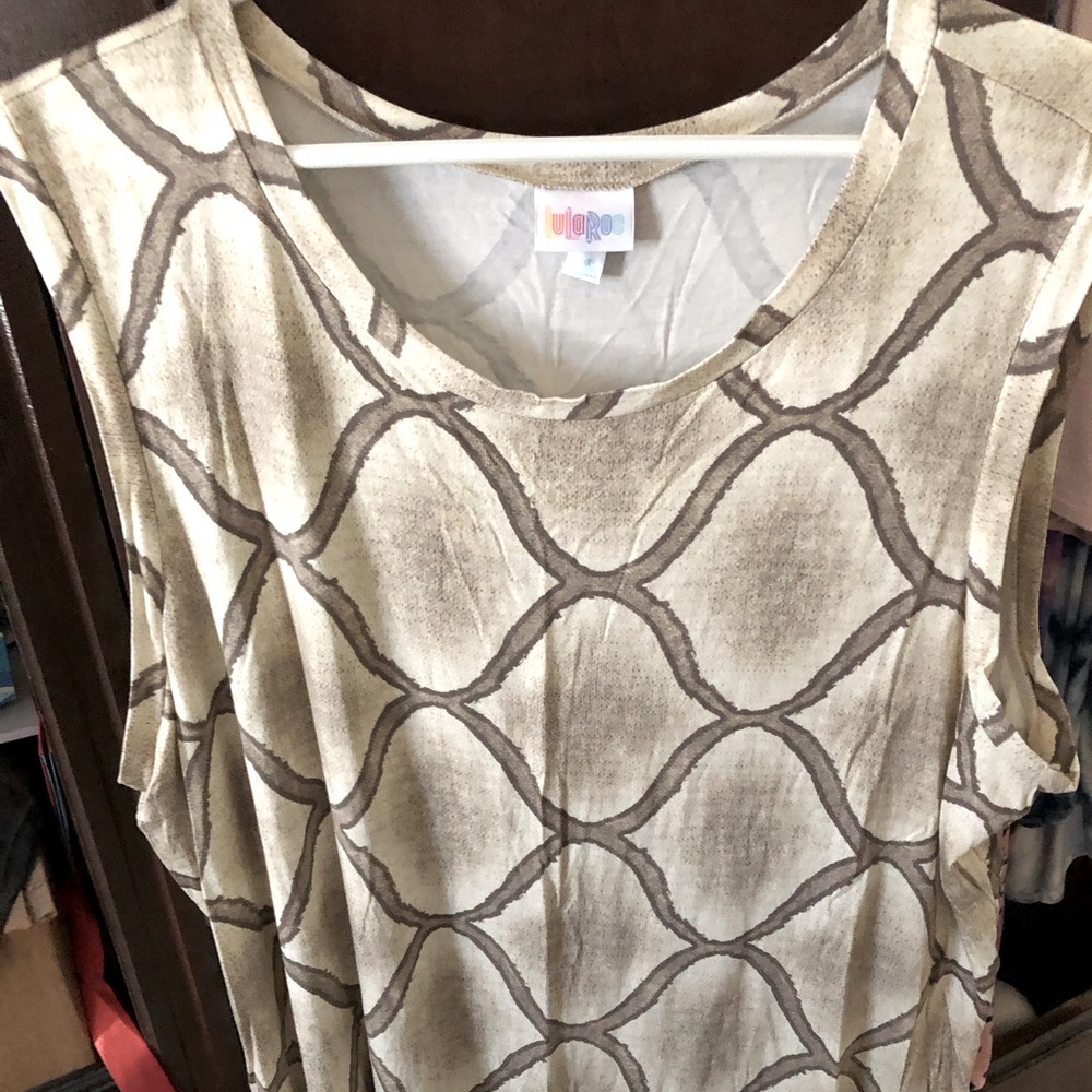 LuLaRoe Cocoa top 2XL